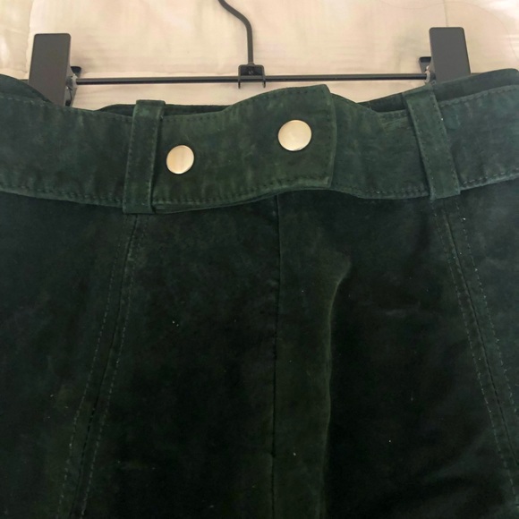🪲 Zara Women Stunning Belted Green Suede Skirt 🪲 - Picture 5 of 12